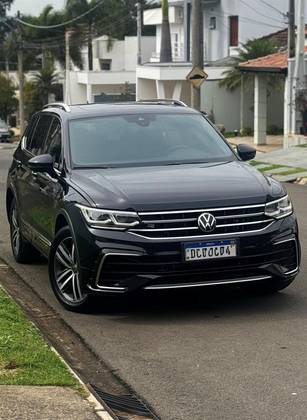 VOLKSWAGEN TIGUAN 2.0 300 TSI GASOLINA ALLSPACE R-LINE AUTOMÁTICO VOLKSWAGEN TIGUAN 2.0 300 TSI GASOLINA ALLSPACE R-LINE AUTOMÁTICO